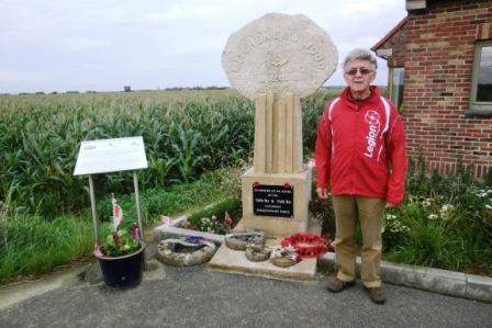 CIMG8883 Sep 10 2017 Pieter by Kitcheners Wood Memorial