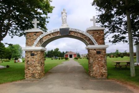 CIMG2456 Aug 22 2018 prep for car tour Memorial Park in Cap Egmont