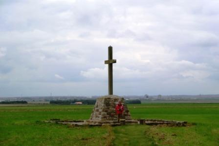 CIMG8318 Sep 5 2017 Memorial to 1st Cdn Division halfway betwen Thelus & Bailleul