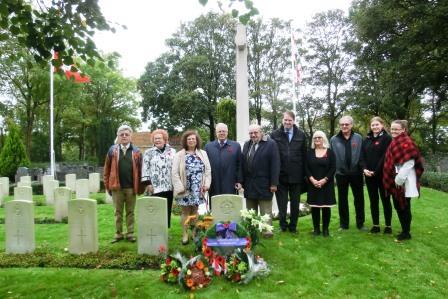 CIMG3446 Oct 12 2019 Harlingen General Cemetery Cdn contingent
