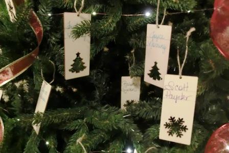 CIMG4931 Nov 24 2020 Legion Veterans tree