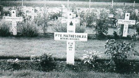 Matheson Ruel tijdelijk graf te Bingum (D) 11 D 12