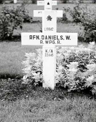 initial gravemarker for Willie Daniels