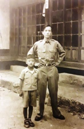 20210928_140907 1952 Charlie and his father