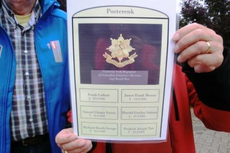 CIMG9299 Sep 25 2017 Pieter with the Posterenk list of 6 soldiers