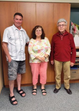 IMG_20220518_195343443_BURST000_COVER May 18 2022 With John Hetherington photo by Don