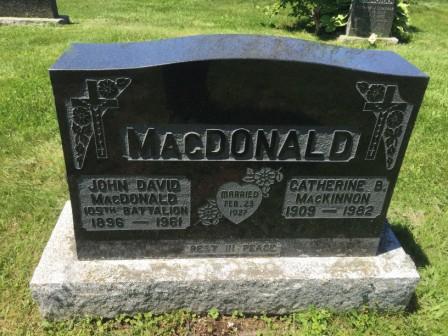 176995815_1488691690 grave JD MacDonald