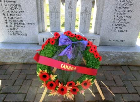 CIMG5839 Sep 19 2022 Legion Commemoration for QEII Poppies placed on wreath