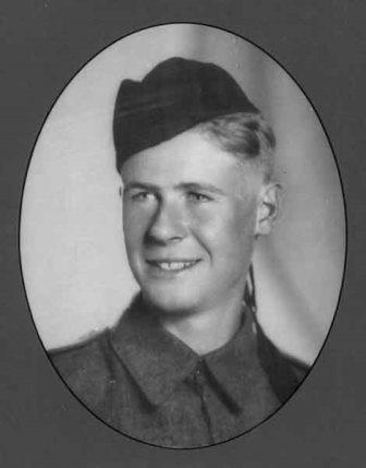 2008001010 Ronald Hoole