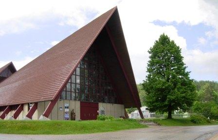 DSCN2427 Ste Annes Church from Don Coutts