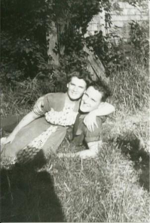 Violet(Bedgood) &amp; Lawrence Bulger 1943 001