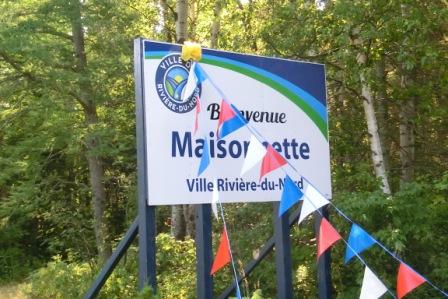 CIMG6974 Aug 27 2024 Maisonette sign