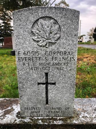 gravestone Everett Francis photo taken by Richard Reeves